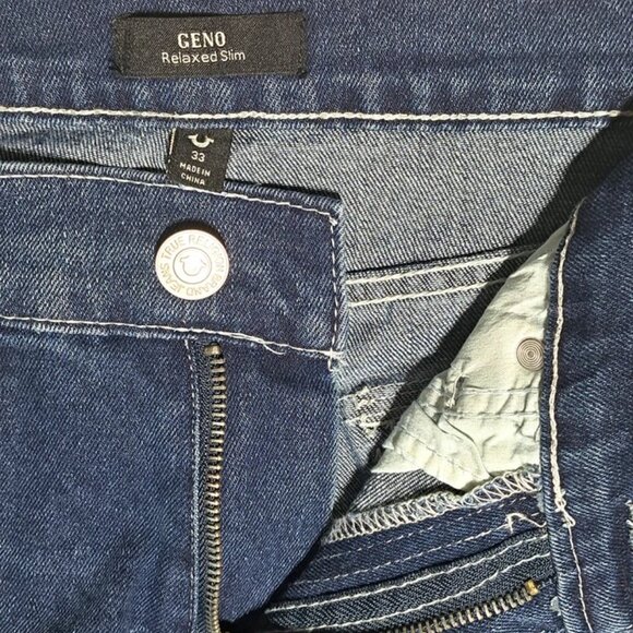 True Religion Geno Relaxed Slim SN Flap Jeans Mens 33x32 Dark Shivering Wash NWT - Picture 3 of 13